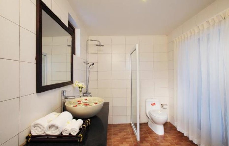 Deluxe Beach Front Villa (2 Khách)