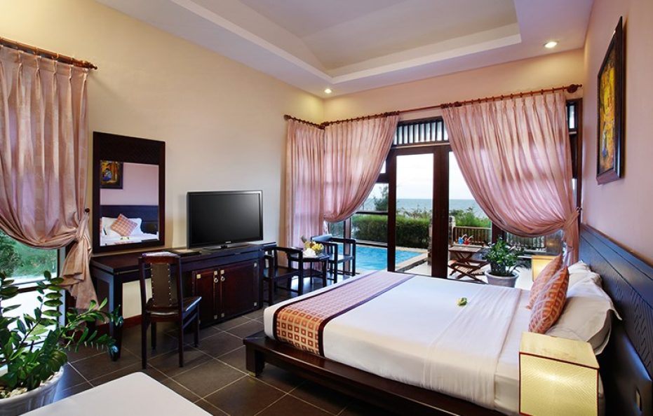 Biệt thự trước biển với hồ bơi riêng (Pool Villa Beach Front)