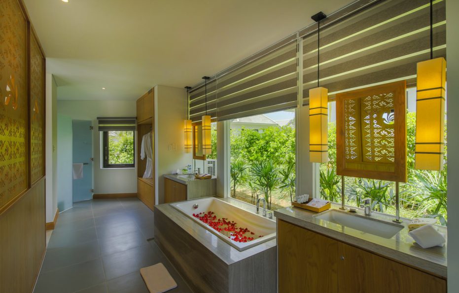 Biệt thự Luxury hướng vườn (Luxury Villa Garden View)