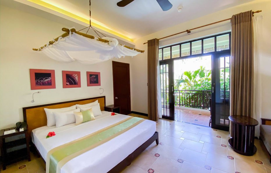 Indochine Deluxe