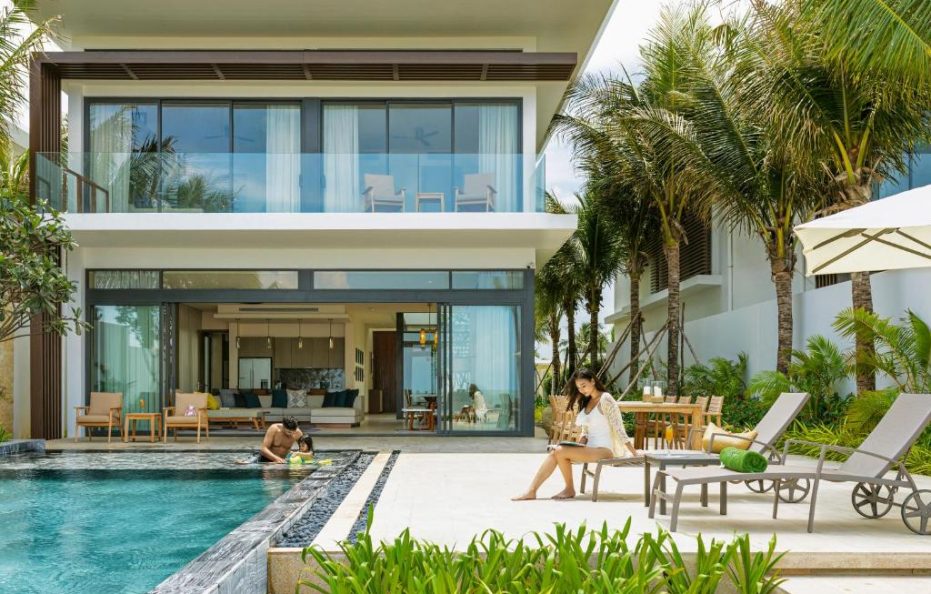 Biệt thự 04 phòng ngủ có hồ bơi riêng – Trước Biển