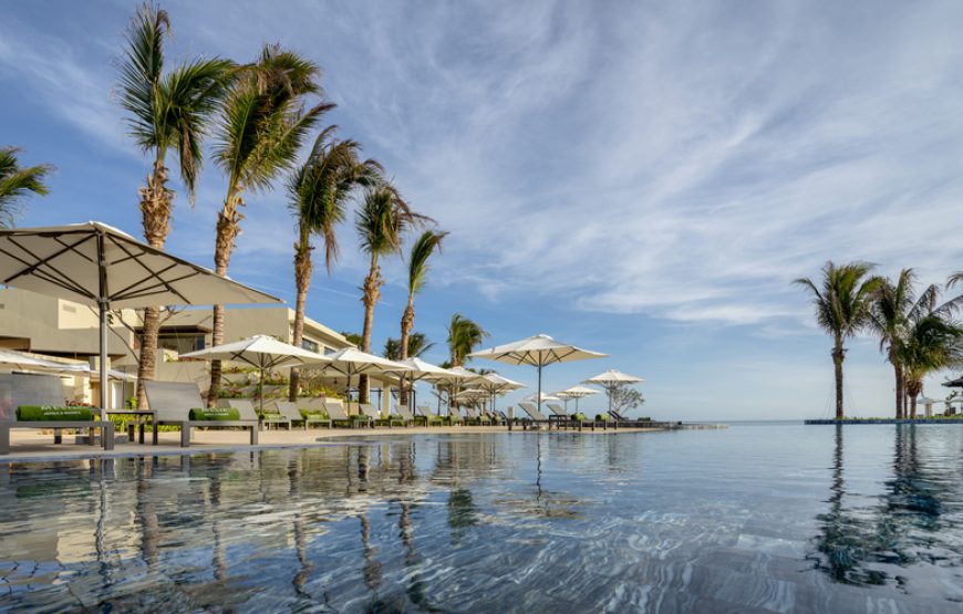 Meliá Hồ Tràm Beach Resort