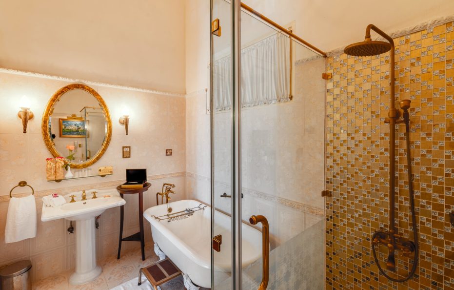 Luxury – Khu Heritage