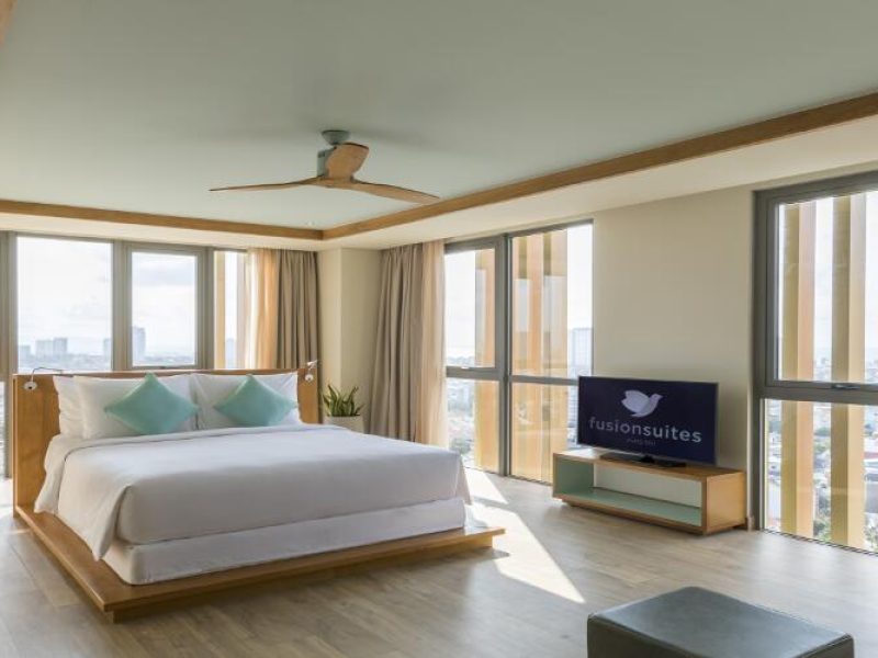 Suite Thành Phố
