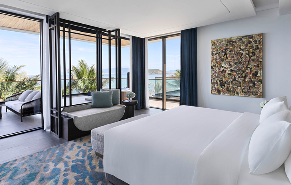 Ocean Front Suite