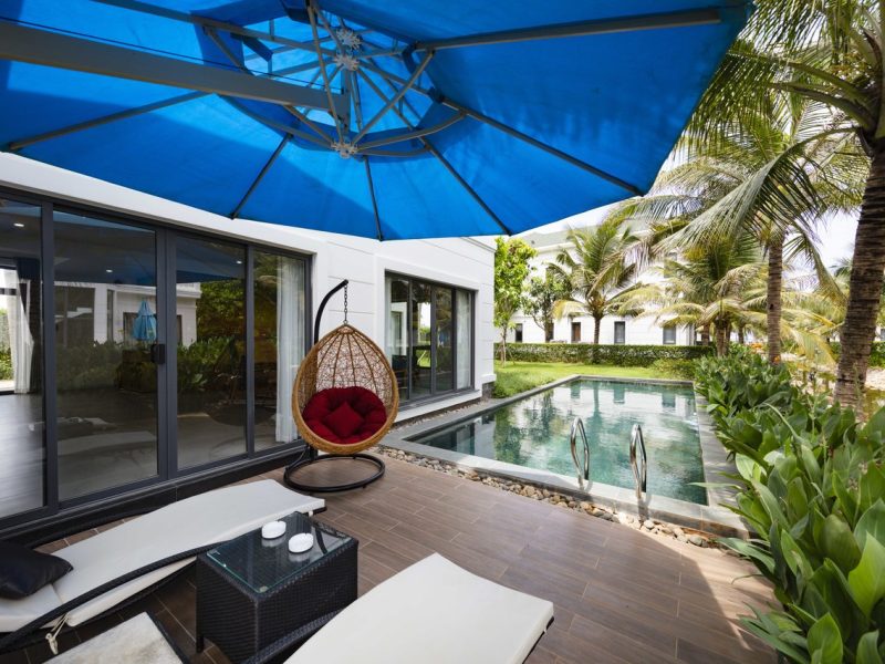 Biệt thự 03 phòng ngủ hướng vườn có hồ bơi riêng