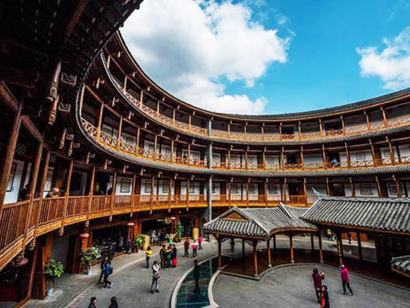 Tour Thành Đô – Cửu Trại Câu – Lạc Sơn – Công Viên Gấu Trúc 6N5Đ | Thiên đường sắc màu Tứ Xuyên