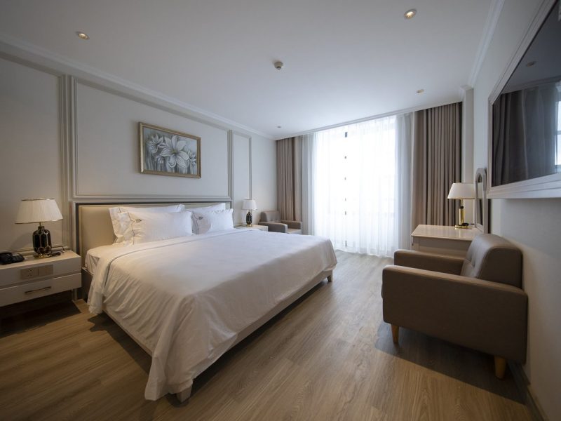 Deluxe 01 giường đôi