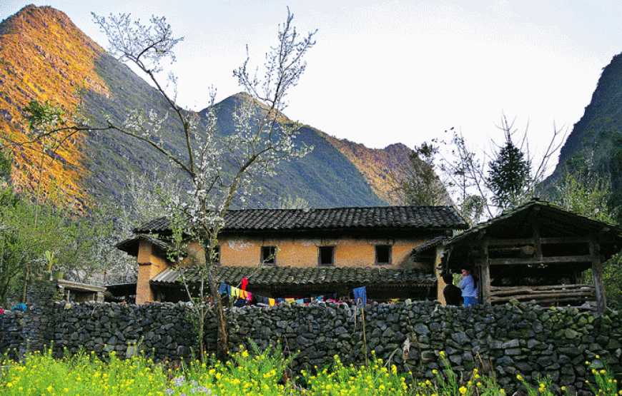 Tour Đông Bắc: Hà Giang – Lũng Cú – Đồng Văn – Mã Pí Lèng – Mèo Vạc – Cao Bằng – Thác Bản Giốc – Hồ Ba Bể – Hà Nội 6N5Đ (Bay Vietnam Airline)