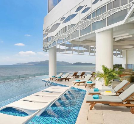 voco Scenia Bay Nha Trang by IHG